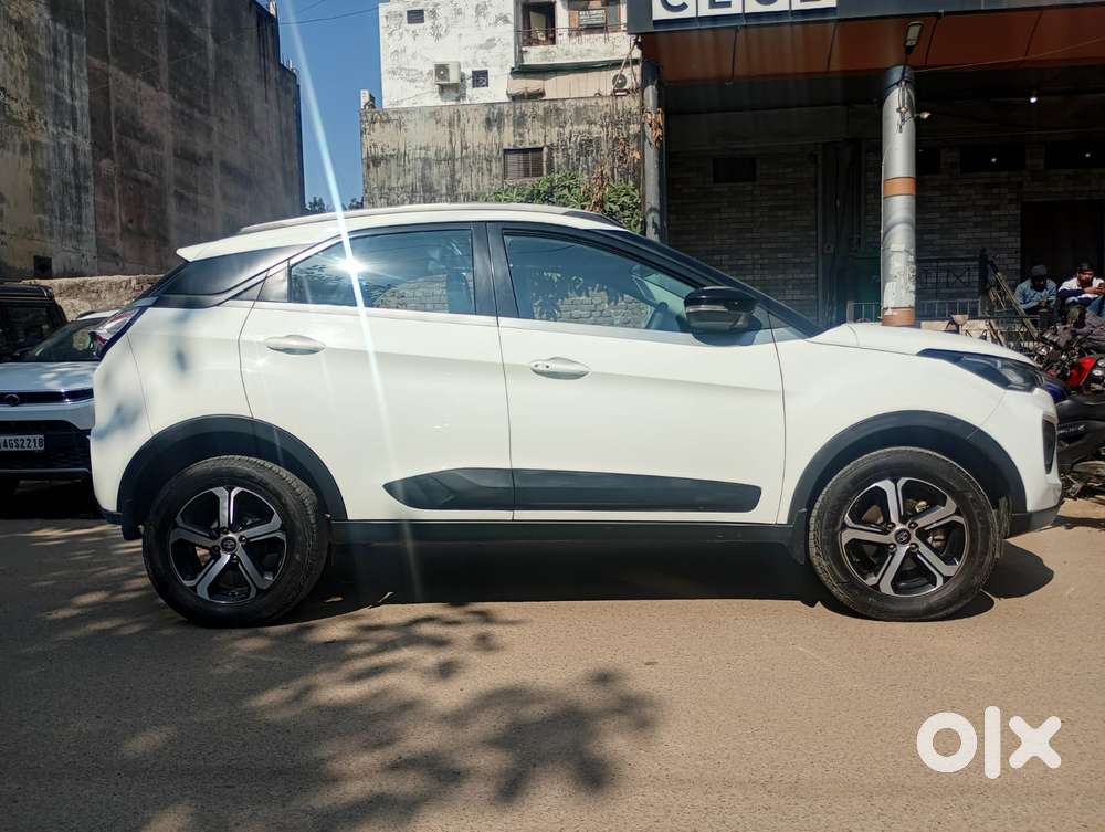Tata Nexon 1.2 Revotron Xz Plus, 2022, Petrol