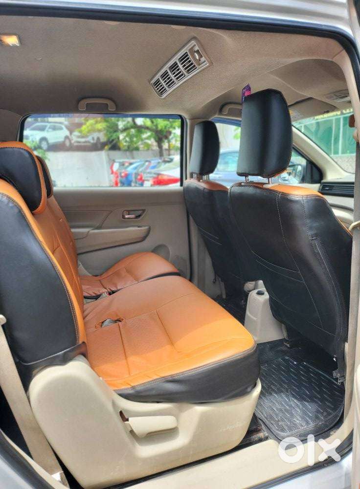 Maruti Suzuki Ertiga 1.5 Vxi, 2021, Petrol