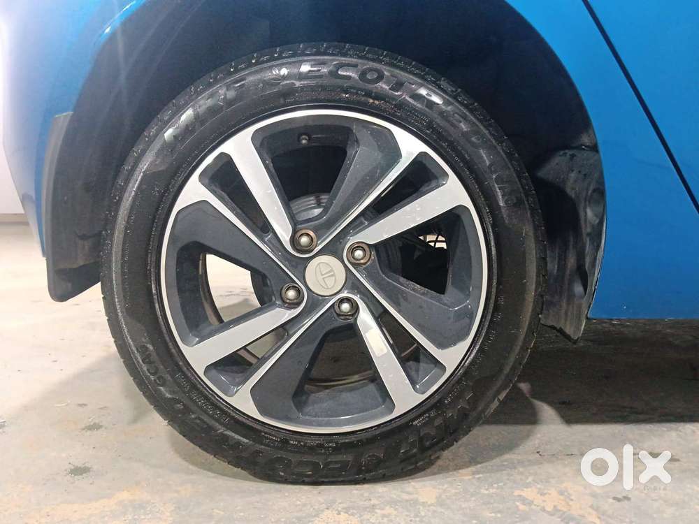 Tata Altroz 1.2 Xz Plus Petrol, 2023, Petrol