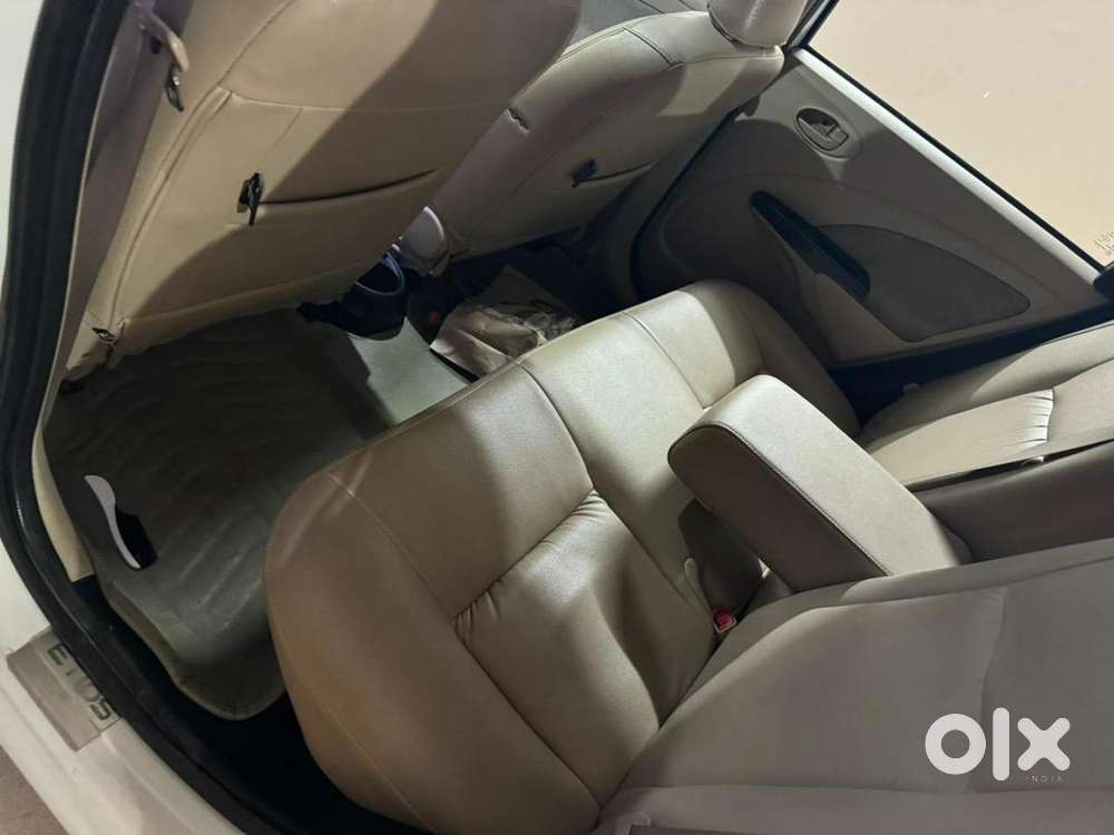 Toyota Car 2017 Top Model Km 49200 Driven