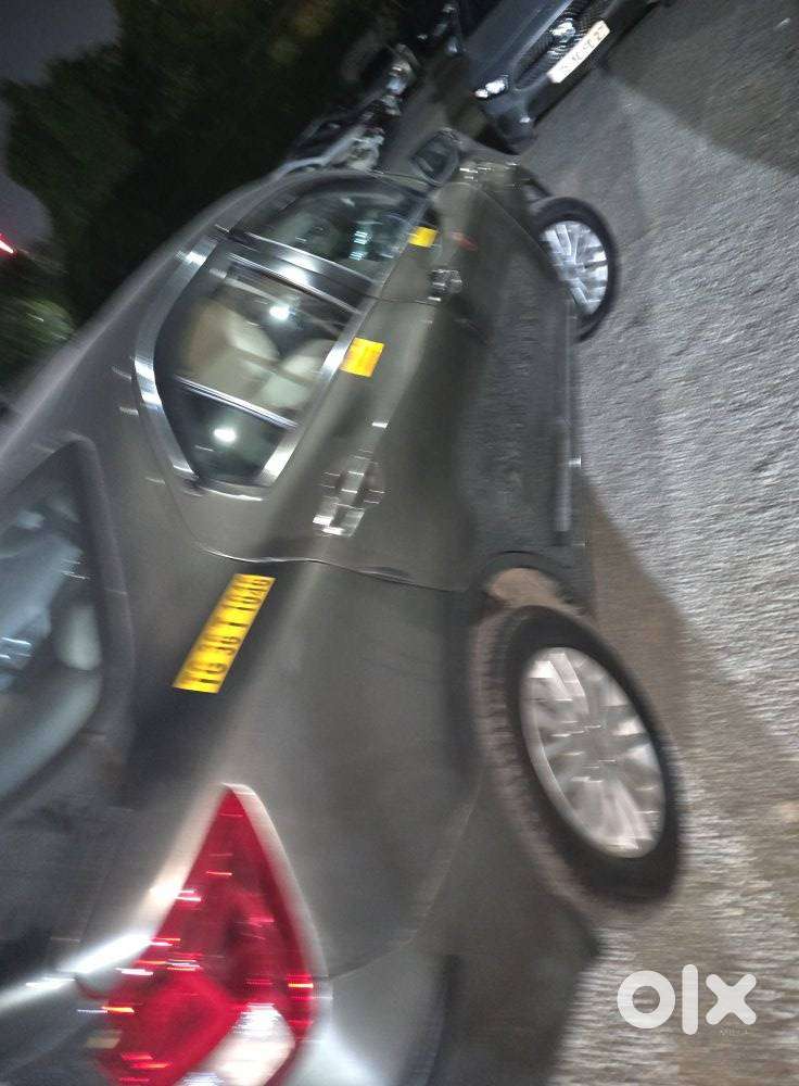 Maruti Suzuki Dzire 1.2 Zxi Cng, 2024, Cng & Hybrids