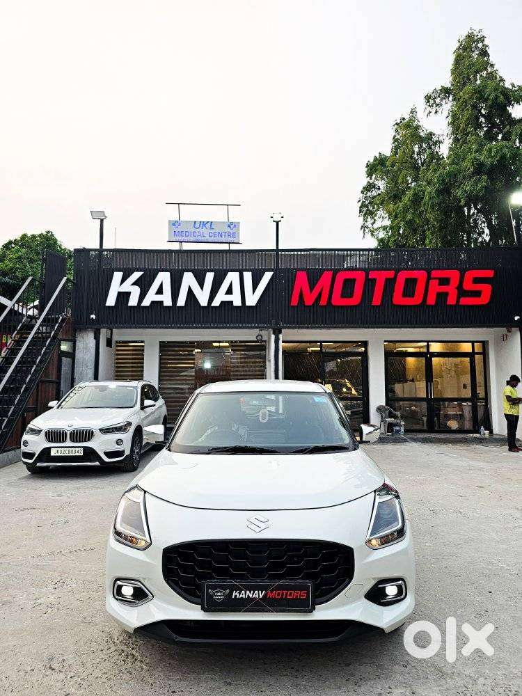 Maruti Suzuki New-gen Swift Vxi, 2024, Petrol