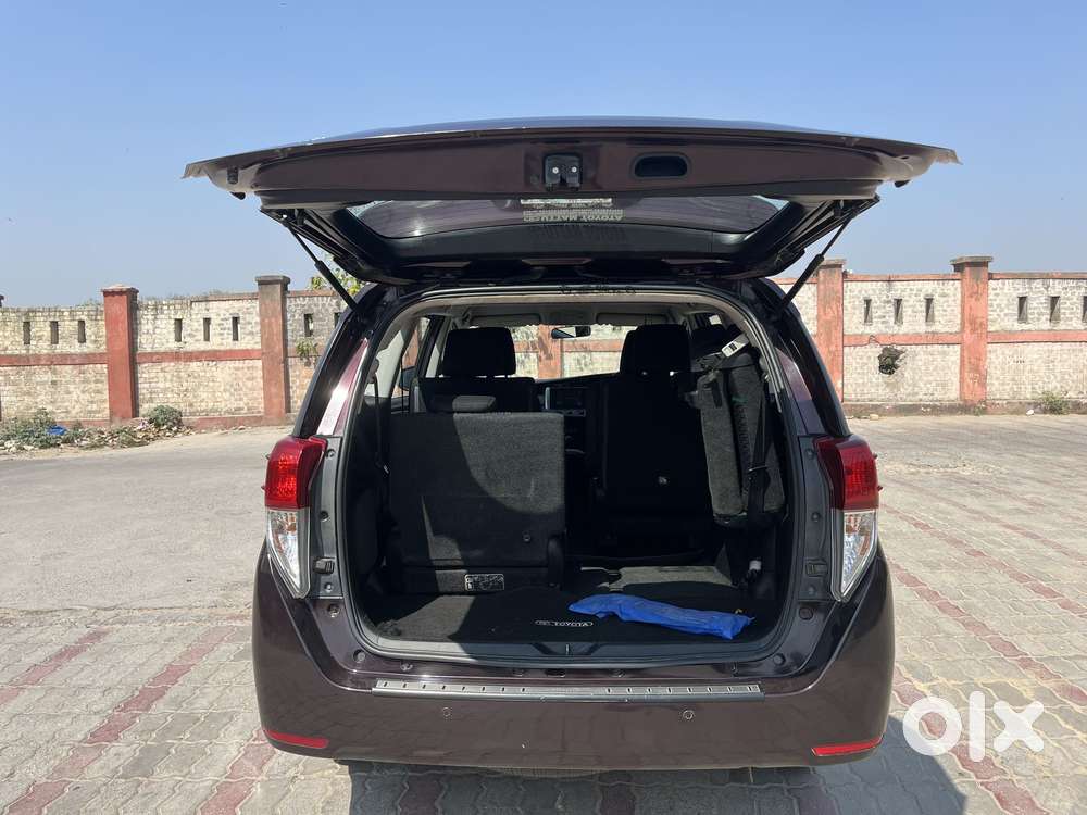 Toyota Innova Crysta 2.4 Gx Mt, 2018, Diesel