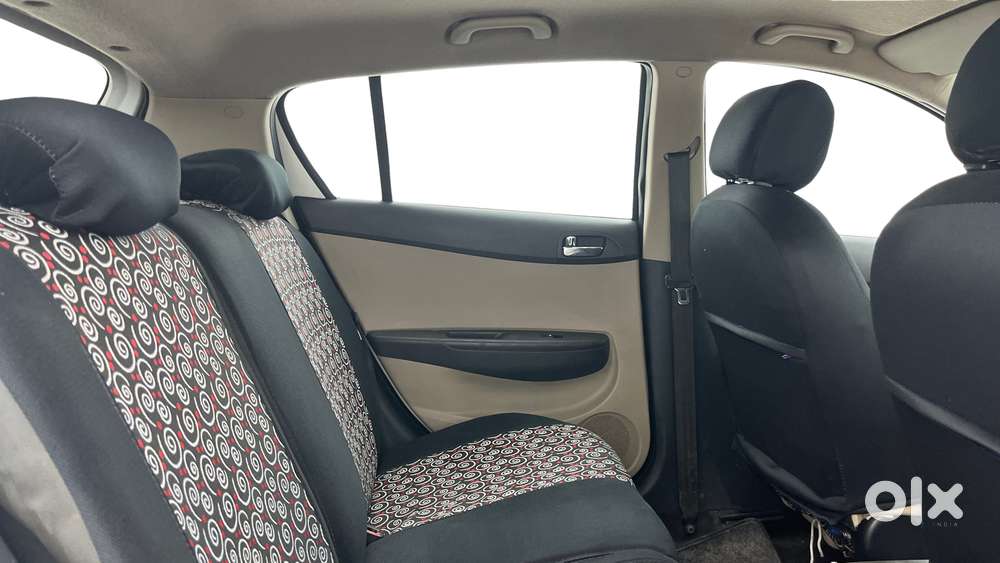 Hyundai I20 Sportz 1.4 Crdi, 2013, Diesel