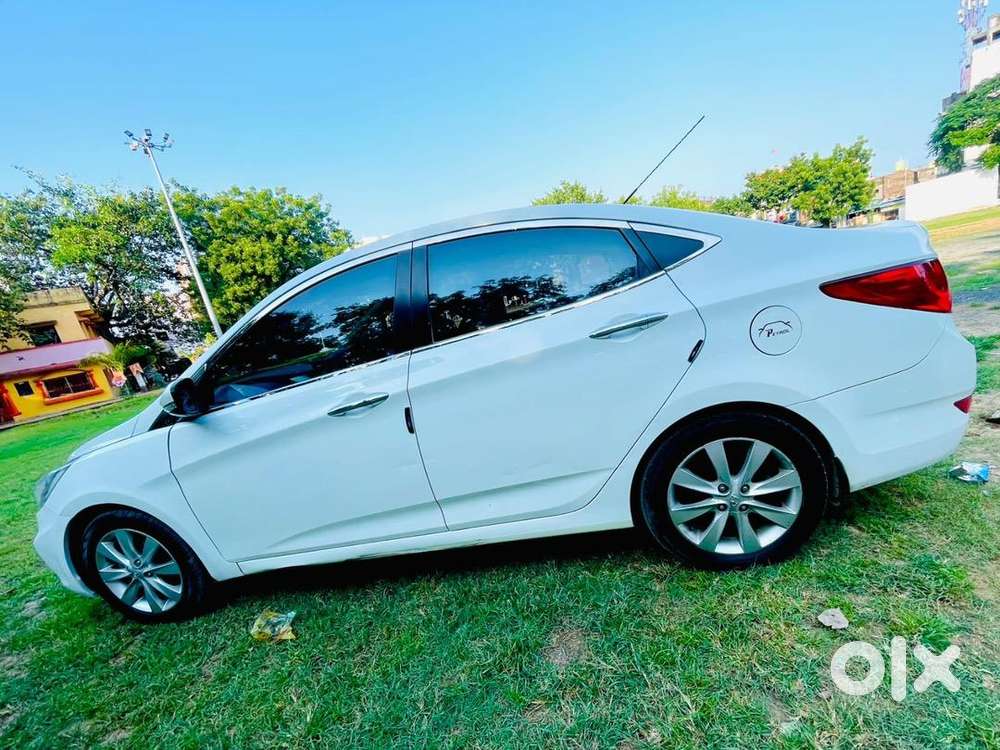Hyundai Verna 2011 Petrol Well Maintained