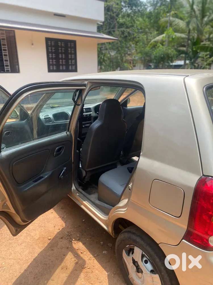 Maruti Suzuki Alto 2011 Petrol 95000 Km Driven Well Maintained.