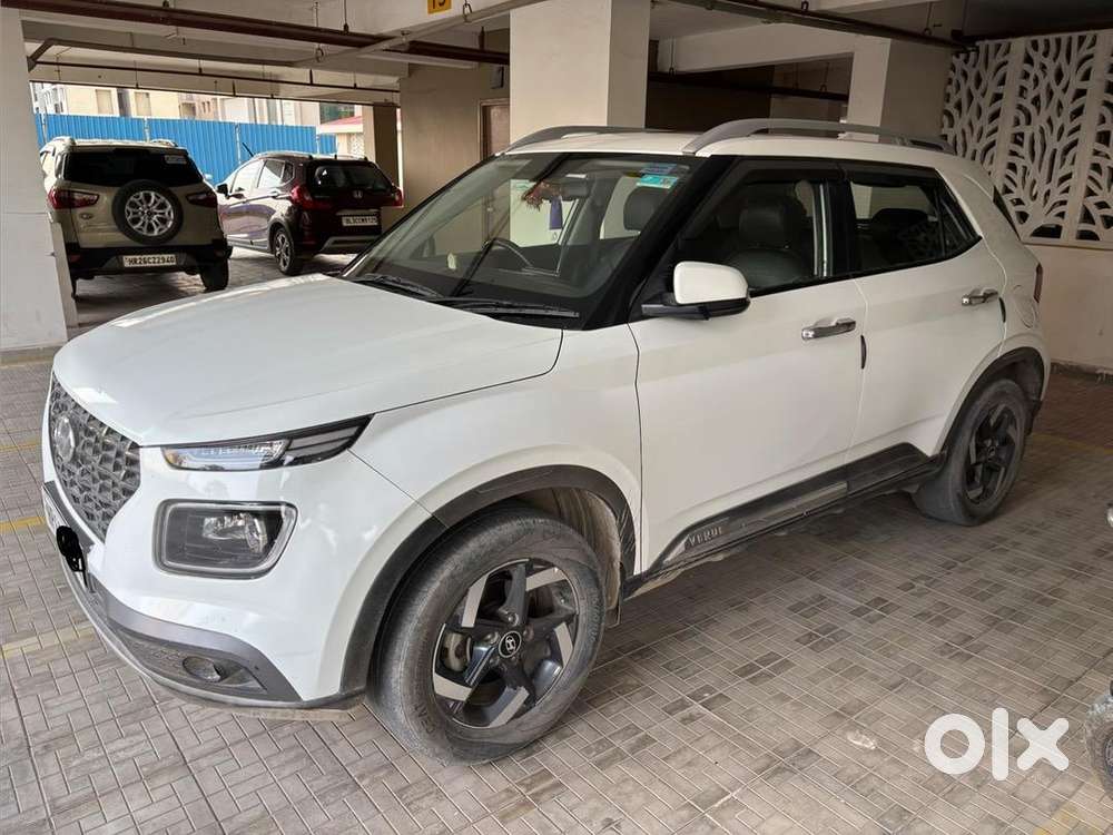 I Am Selling Hyundai Venue Sx (o) Mt Turbo 1.0 (petrol) In Gurgaon