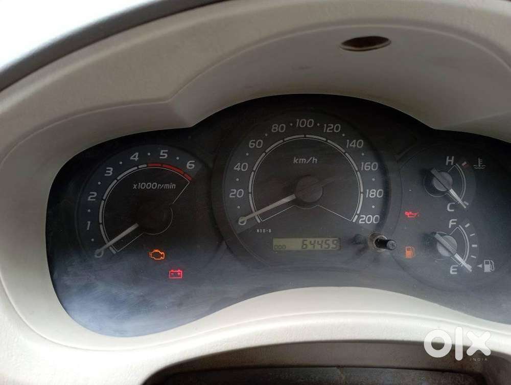 Toyota Innova [2004-2011] 2.5 Gx Diesel 7 Str, 2011, Diesel