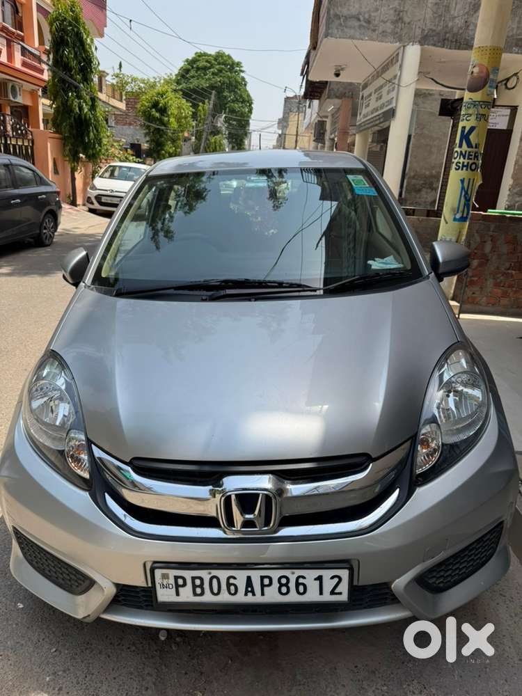 Honda Amaze 2nd Gen 2017 Petrol Good Condition