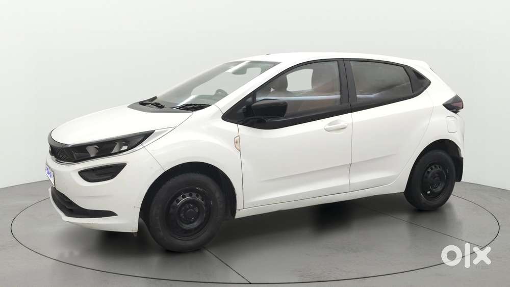 Tata Altroz 1.2 Xe, 2020, Petrol