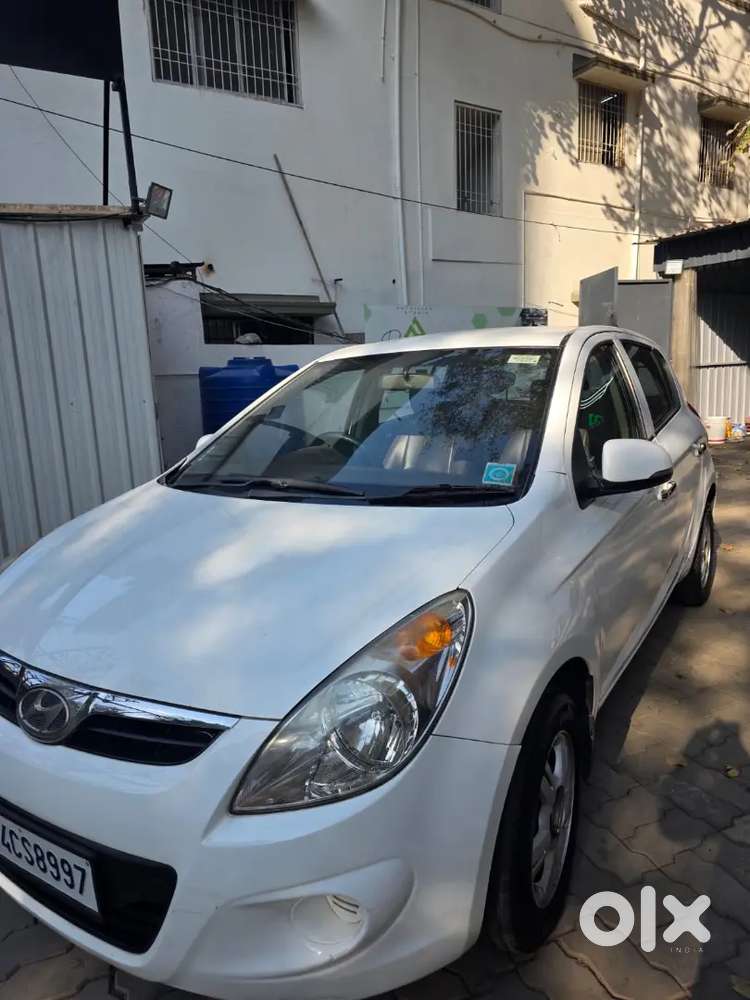 Hyundai I20 2011 Diesel 94000 Km Driven