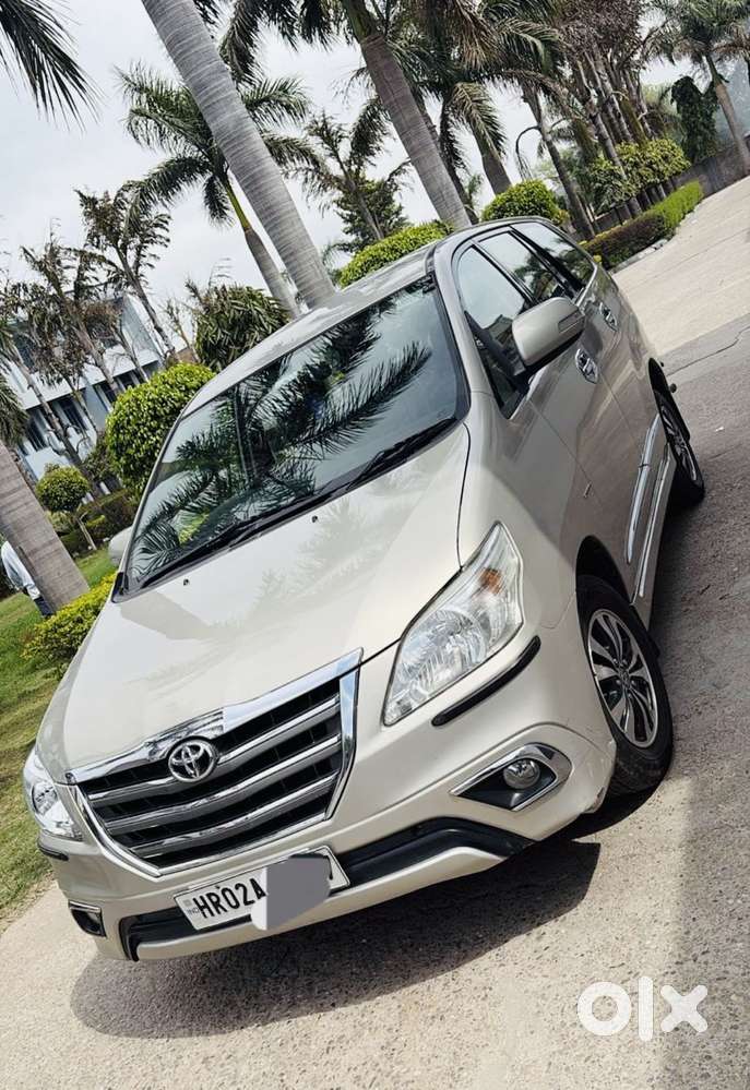 Toyota Innova 2.5 Zx 7 Str Bs-iv, 2015, Diesel