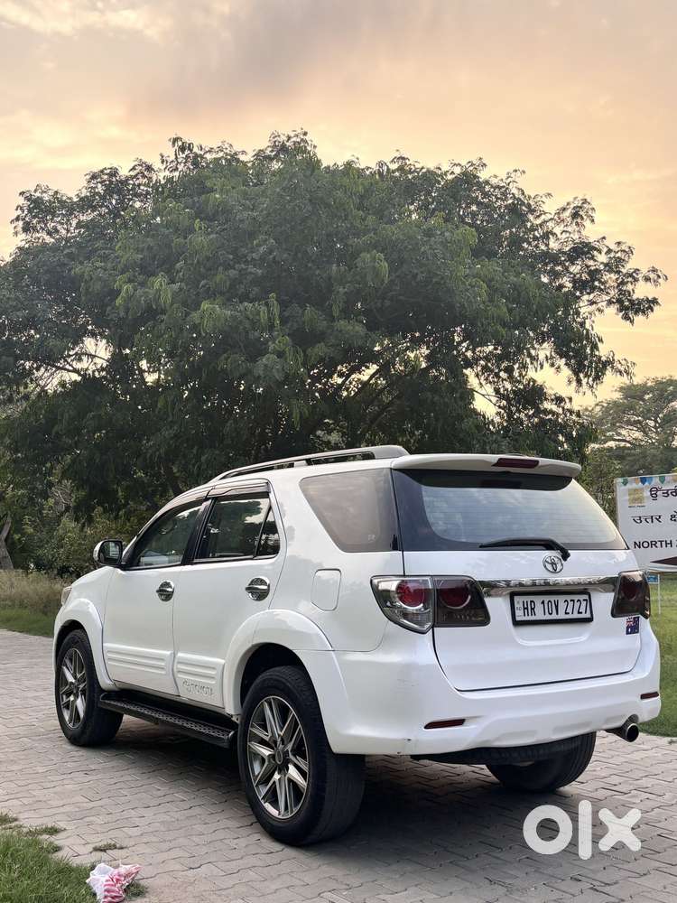 Toyota Fortuner 4x2 Manual, 2013, Diesel