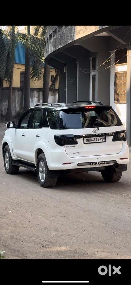 Toyota Fortuner 2011 Diesel Well Maintained