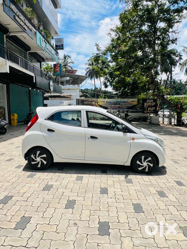 Hyundai Eon Era Plus (o), 2017, Petrol