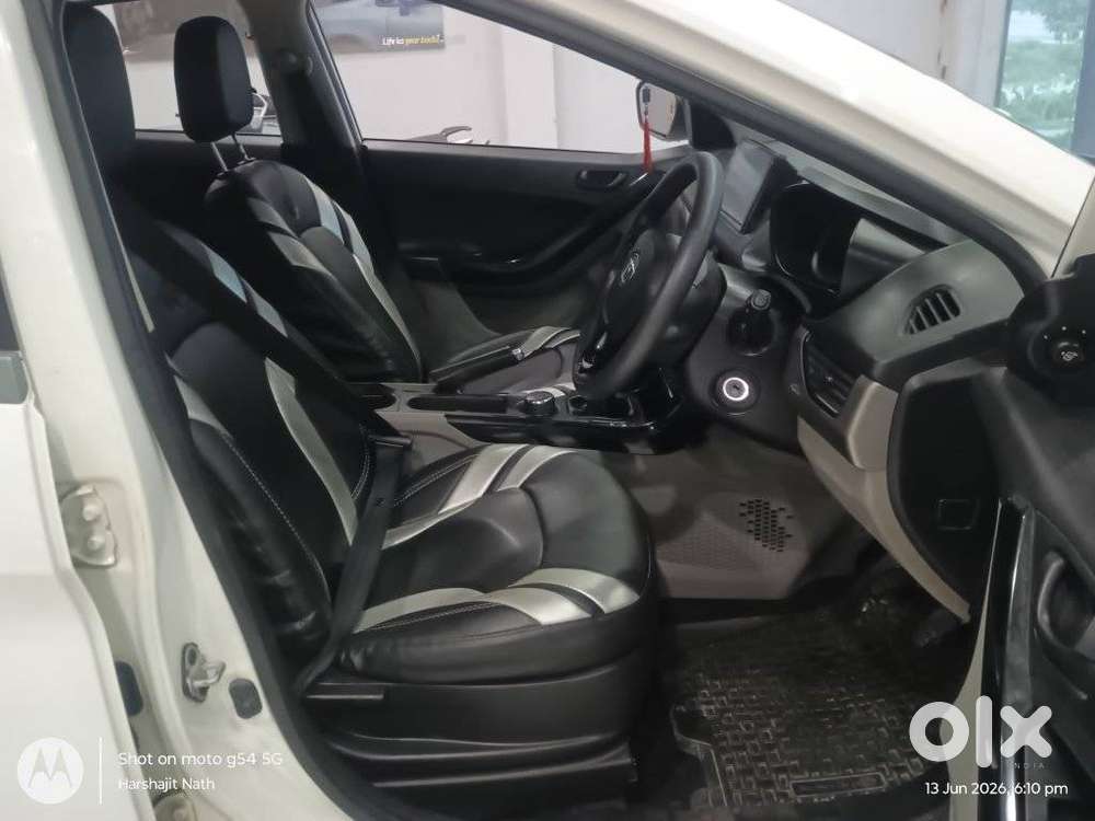 Tata Nexon 1.5 Revotorq Xm (s), 2020, Petrol