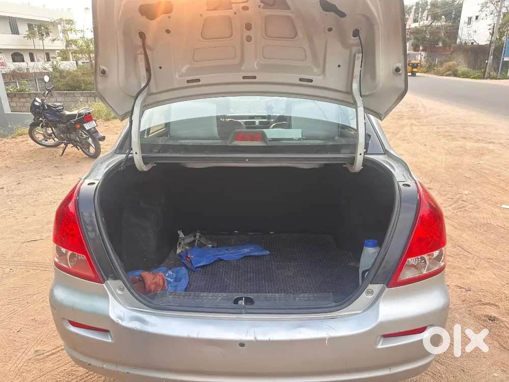 Maruti Suzuki Dzire 2010 Petrol 97824 Km Driven