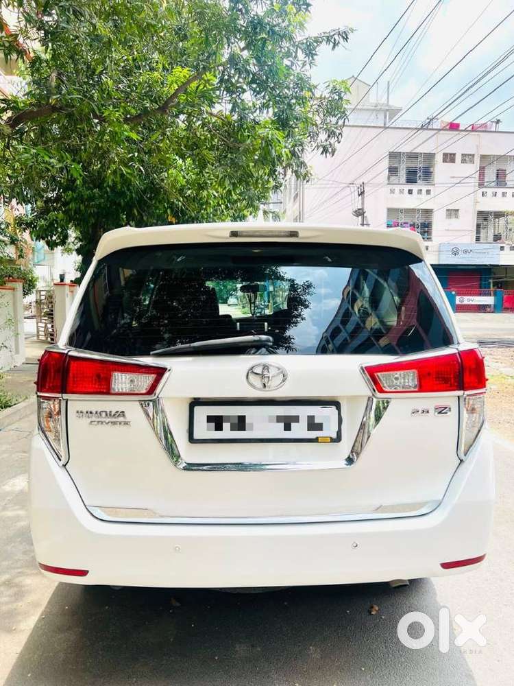 Toyota Innova Crysta 2.8z Automatic, 2016, Diesel