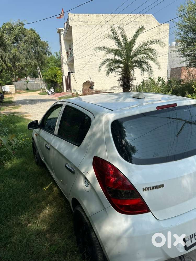 Hyundai I20 Magna 2011 Petrol