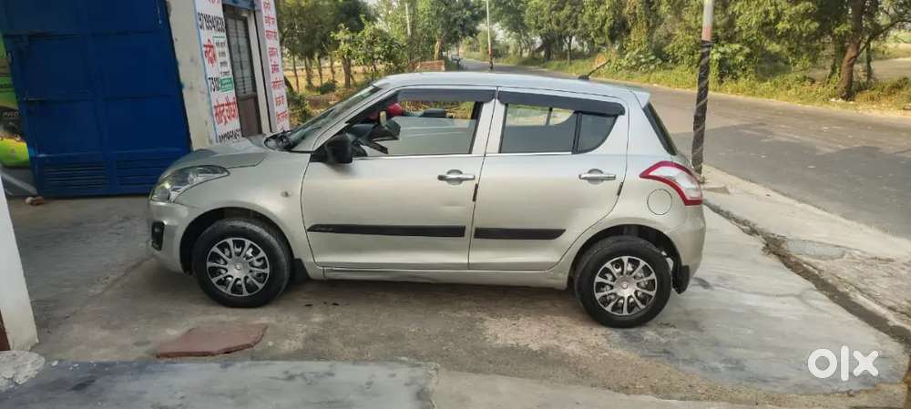 Maruti Suzuki Swift 2017 Petrol 43000 Km Driven