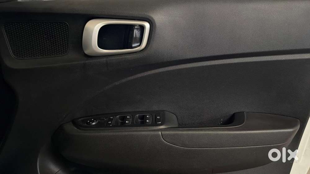 Hyundai Venue 1.2 S Plus, 2021, Petrol