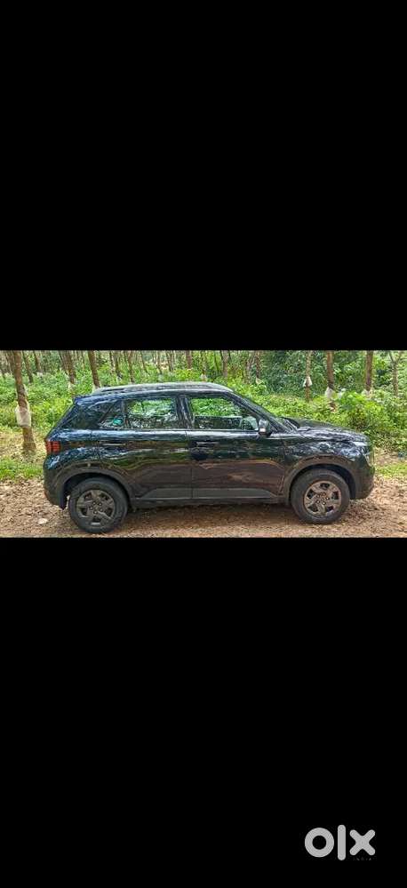 Hyundai Venue 1.2 Petrol 2024