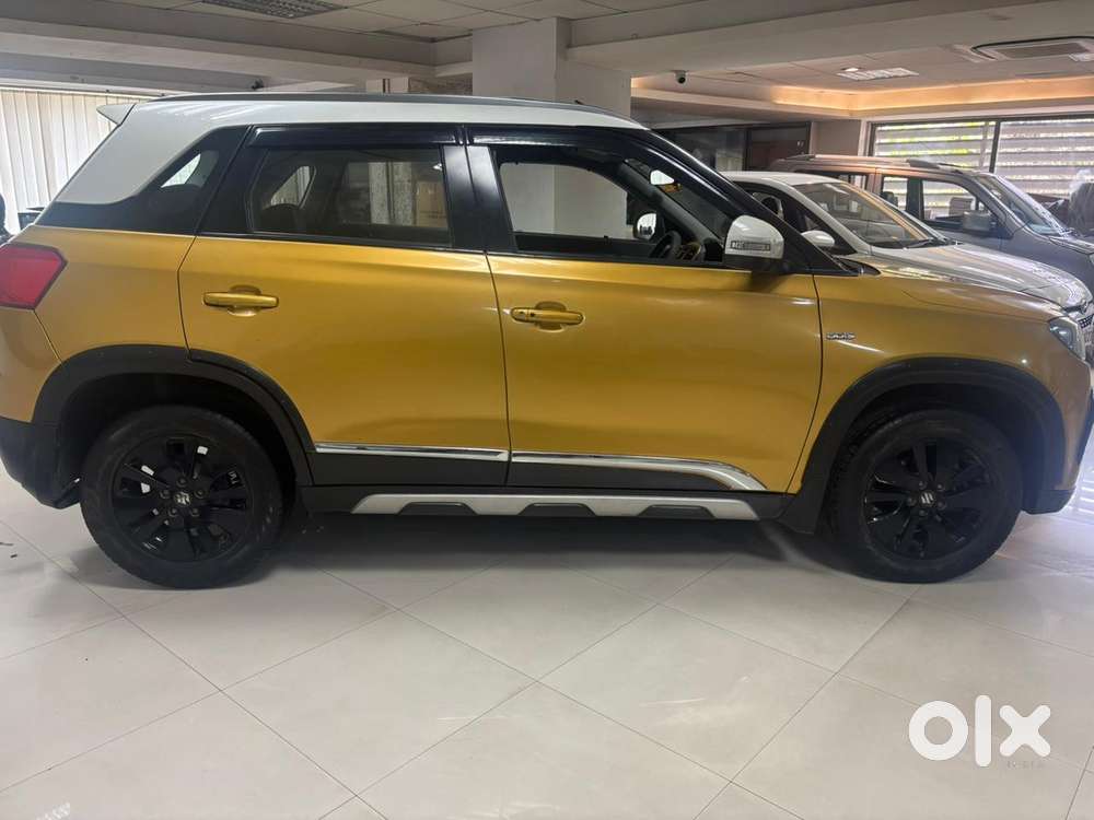 Maruti Suzuki Brezza Zdi+ Dual Tone, 2017, Diesel