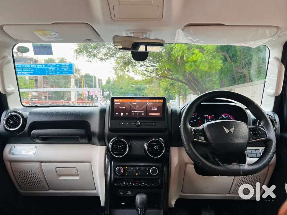 Mahindra Thar Roxx, 2025, Petrol