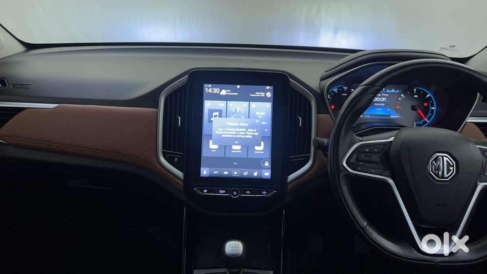 Mg Hector Plus 1.5 Hybrid Sharp Turbo 6 Str, 2022, Cng & Hybrids