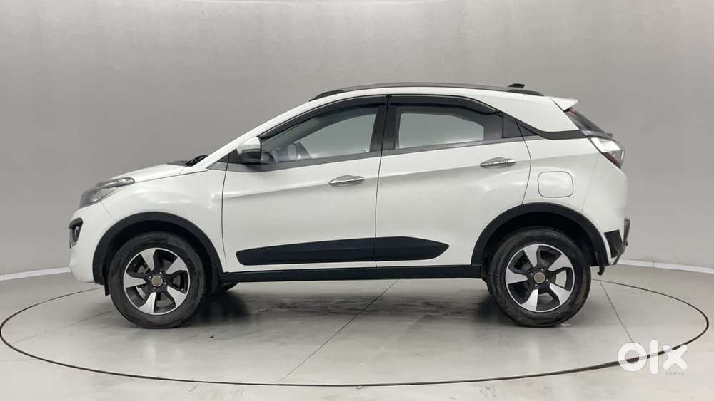 Tata Nexon 1.2 Revotron Xza Plus (l), 2019, Petrol