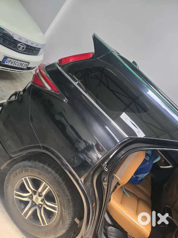 Toyota Fortuner 2013 Diesel 125000 Km Driven