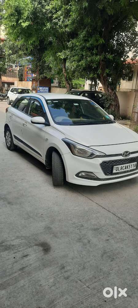 Hyundai I20 Petrol Cvt Magna Executive, 2015, Petrol