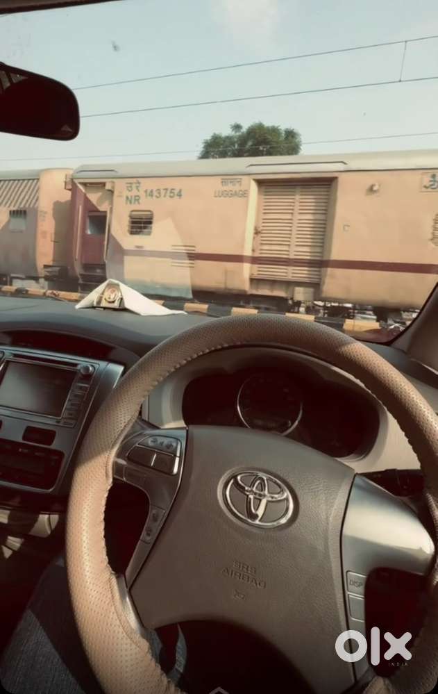 Toyota Innova Diesel 2014