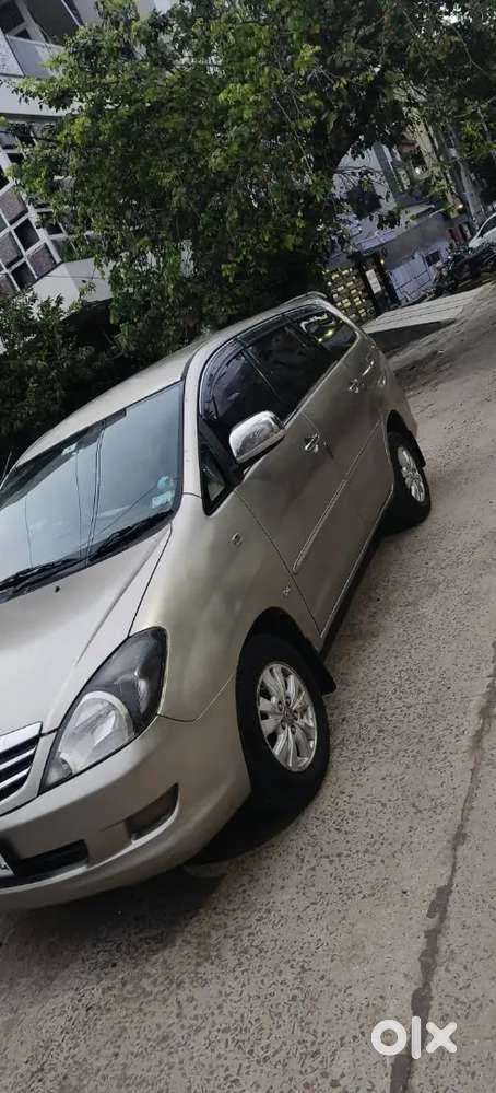 Toyota Innova 2009 Diesel 223000 Km Driven