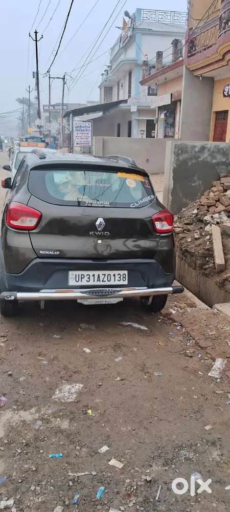 Quit Renault Car