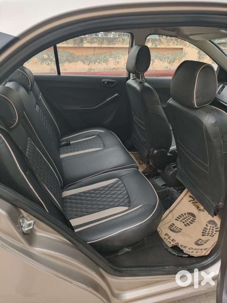 Tata Bolt Revotron Xms, 2015, Petrol