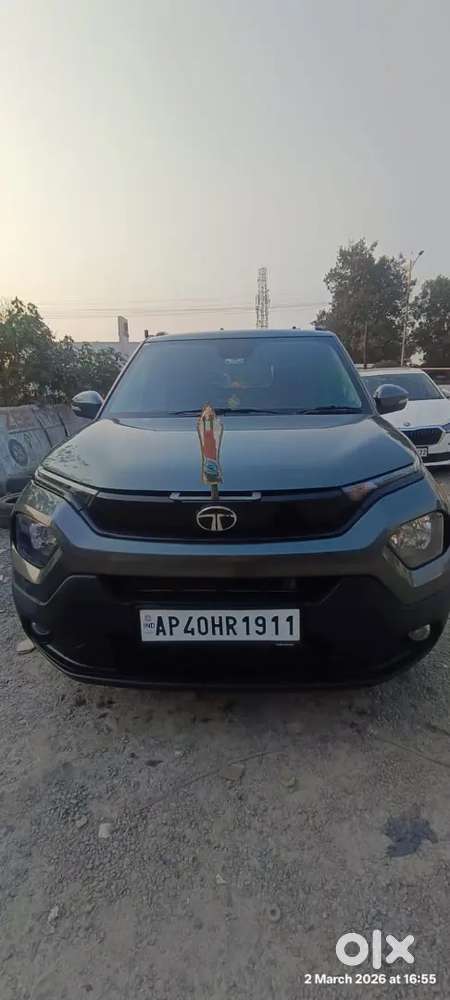 Tata Punch 1.2 Adventure + S Mt 2025