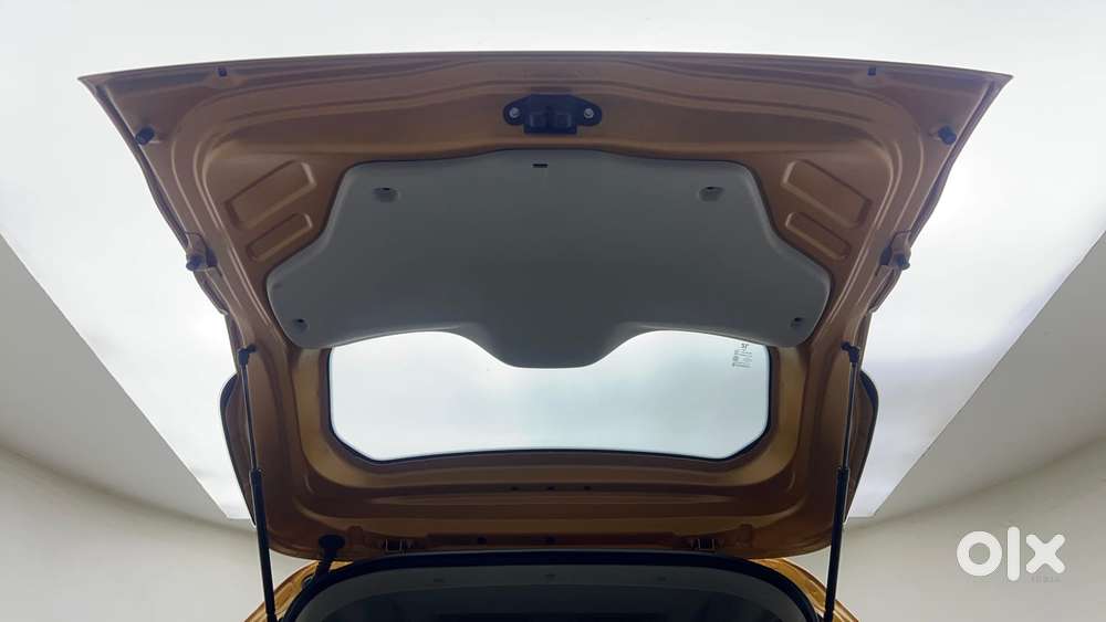 Renault Triber Rxt, 2020, Petrol