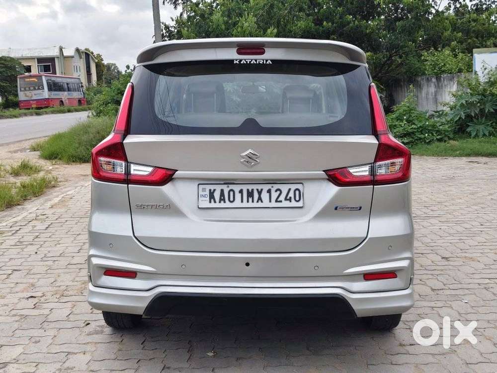Maruti Suzuki Ertiga Vxi Shvs, 2022, Petrol