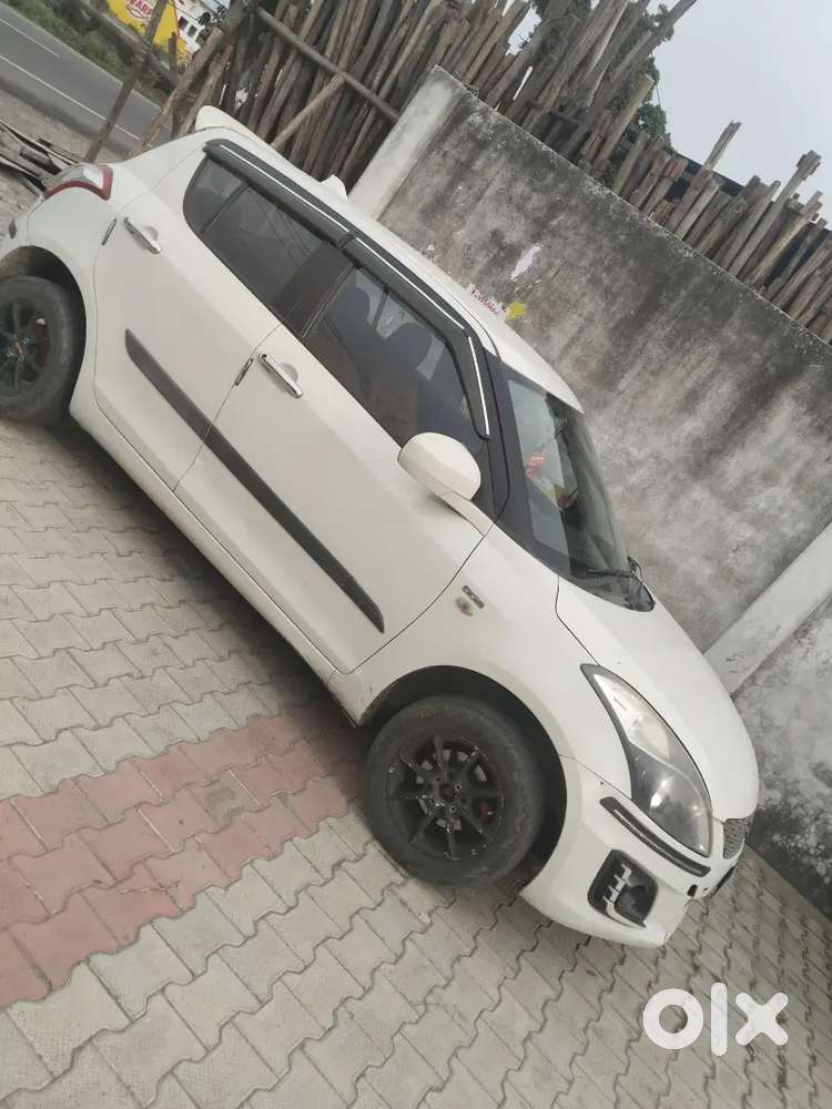 Maruti Suzuki Swift 2015 Diesel 97000 Km Driven