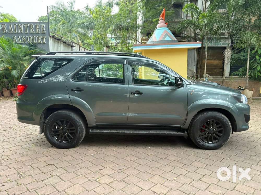 Toyota Fortuner 2011-2016 4x4 Mt, 2012, Diesel