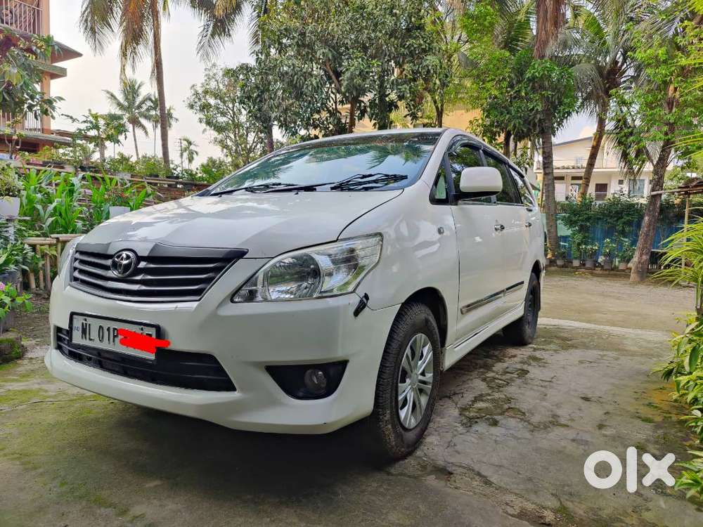 Toyota Innova 2013