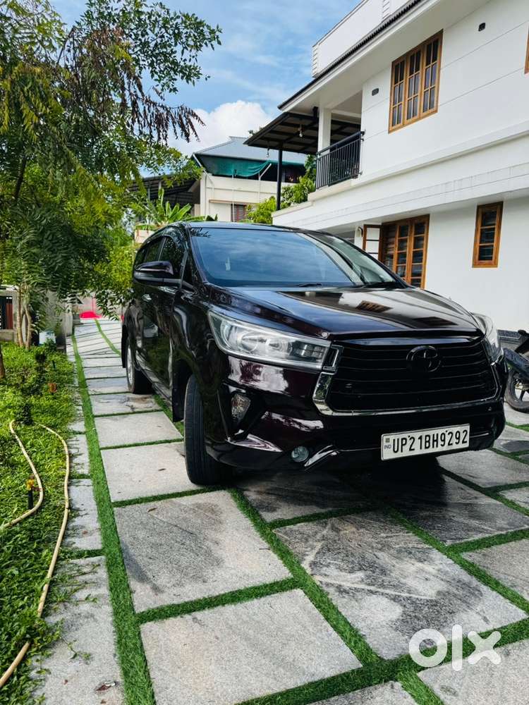 Toyota Innova Crysta 2016