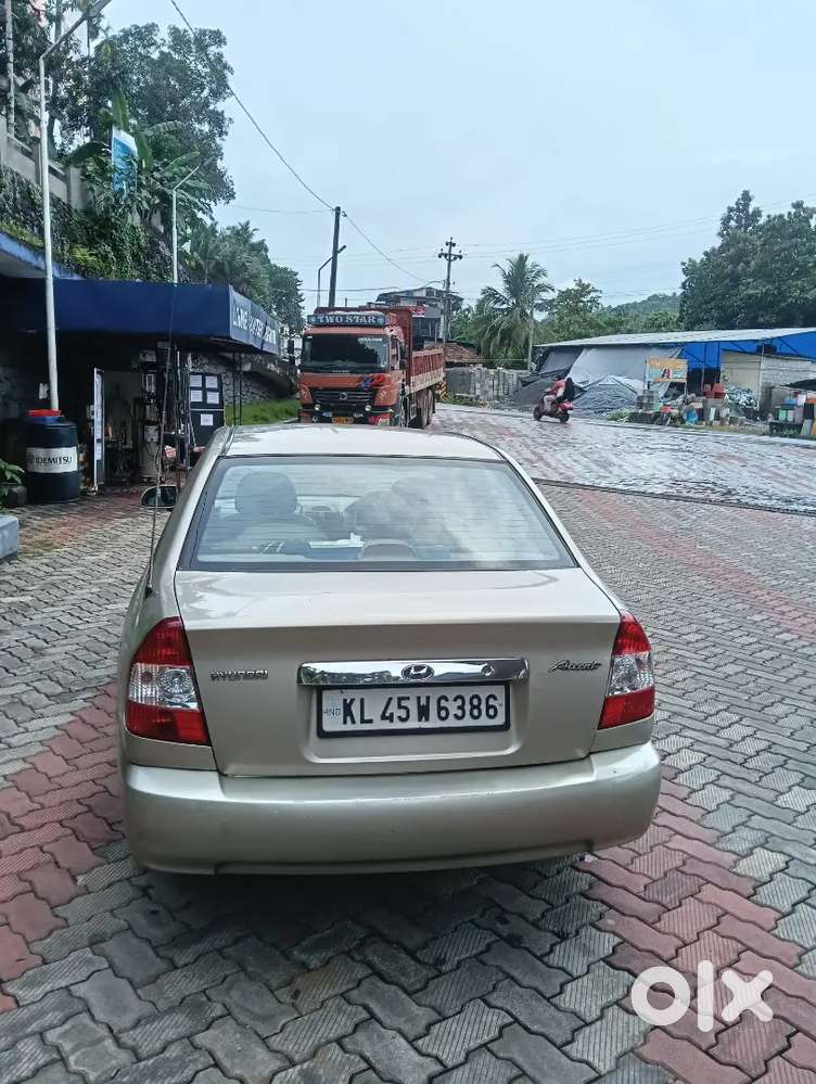 Hyundai Accent Gl 2011 Petrol