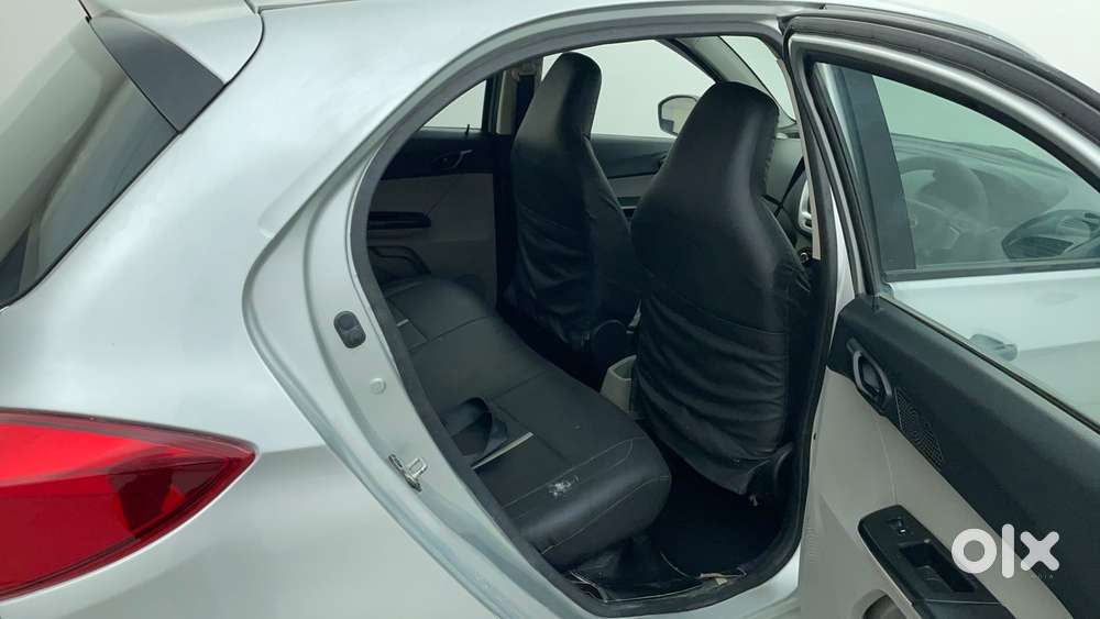 Tata Tiago 1.2 Revotron Xm, 2016, Petrol