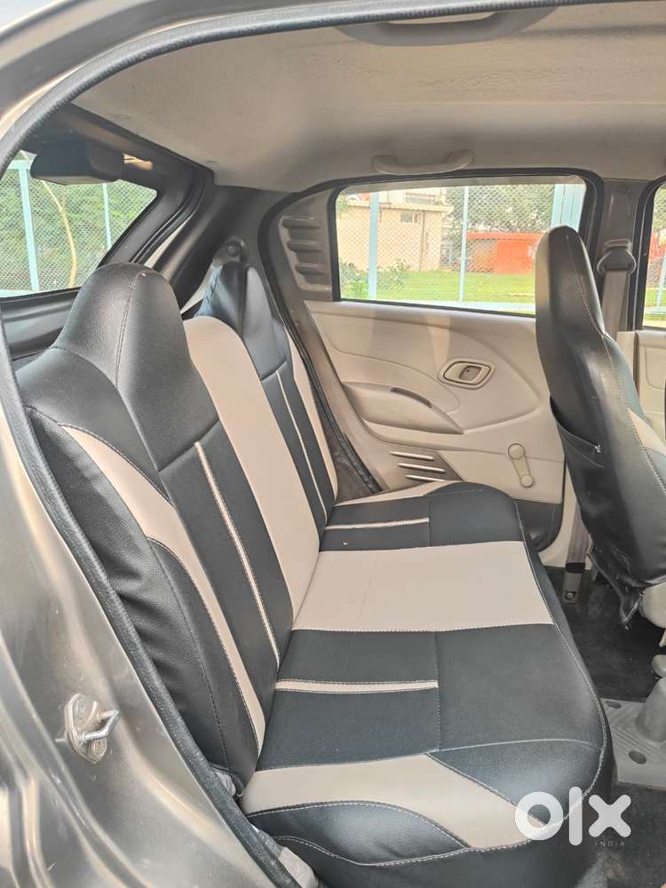 Datsun Redigo T Option, 2016, Petrol