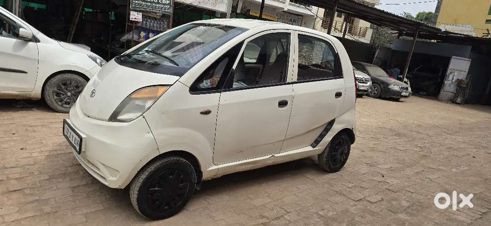Tata Nano 2011 Cng & Hybrids 65317 Km Driven