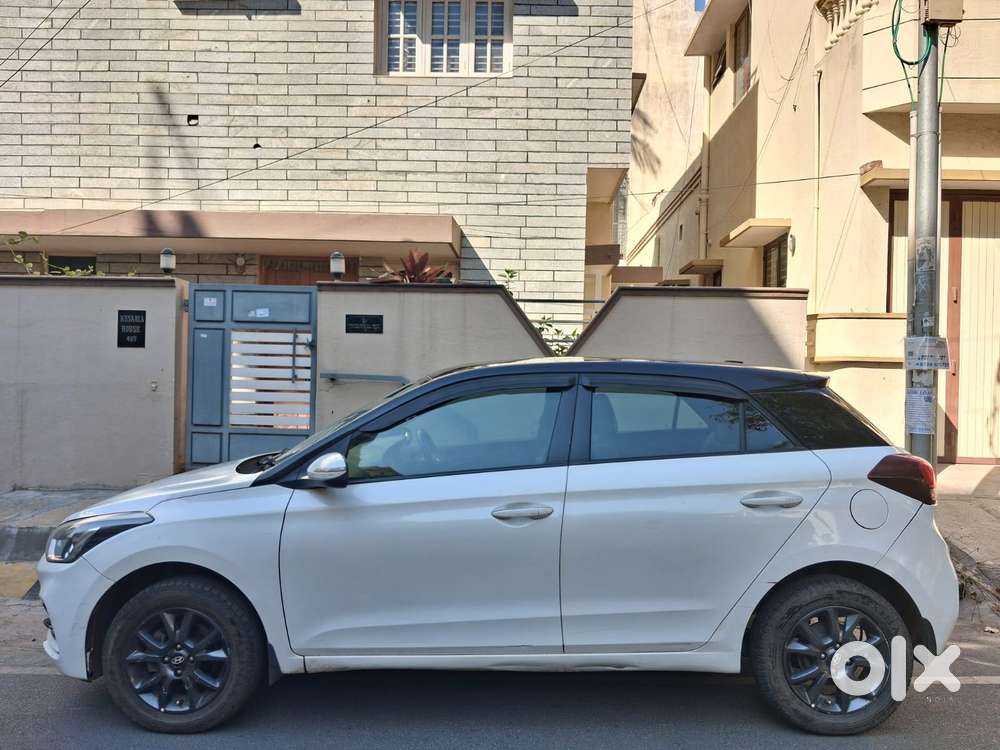 Hyundai I20 Petrol Cvt Asta, 2018, Petrol