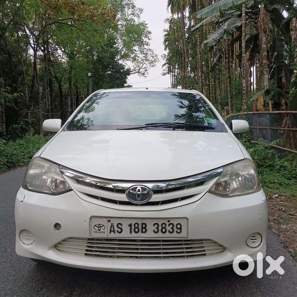 Toyota Etios 2012 Petrol 90000 Km Driven