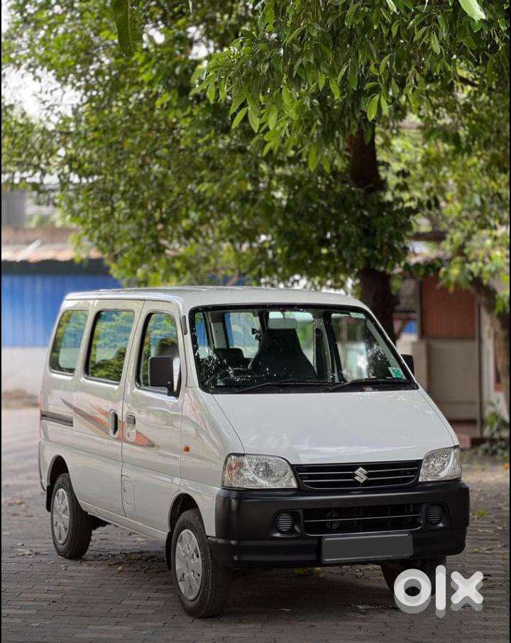 Maruti Suzuki Eeco 2017 Petrol 45000 Km Driven